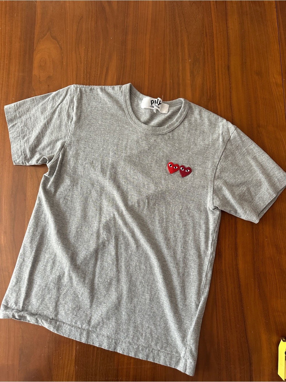 play comme des garçons t-shirt